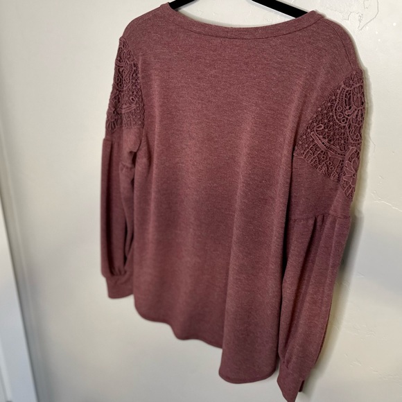 Lulu's French Terry Knit Long Sleeve Pullover Top Lace Cap Shoulder Barn Red XL - Picture 8 of 16